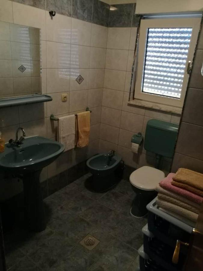 Apartmani Bosko Baraban Dugi Rat Exterior foto