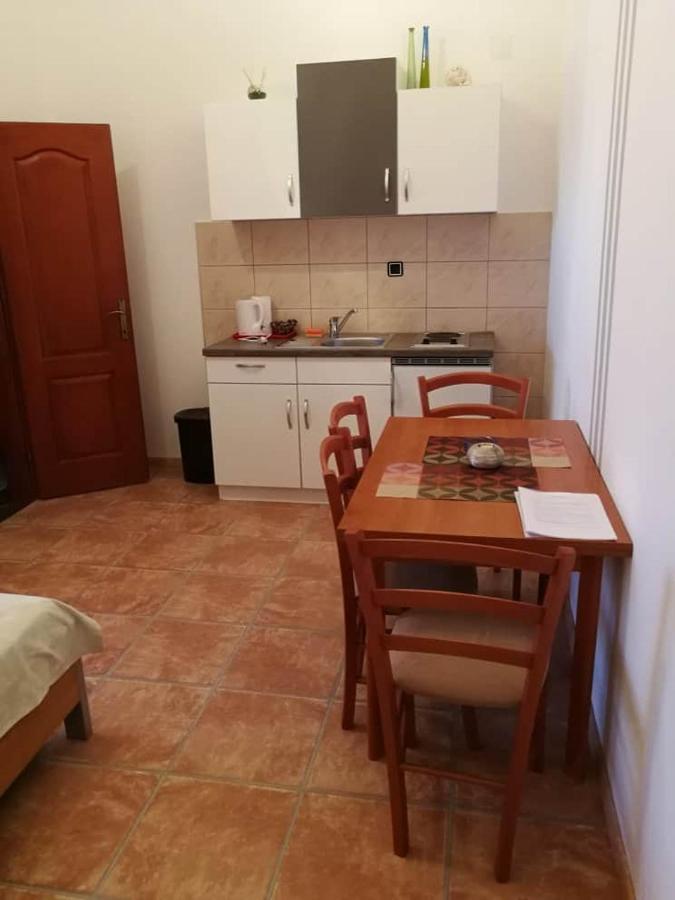 Apartmani Bosko Baraban Dugi Rat Exterior foto